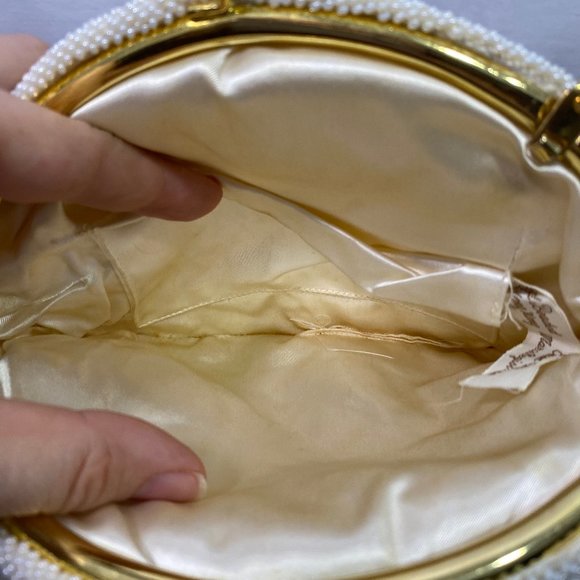 Ivory Hand Beaded Clutch Purse Wristlet - Picture 8 of 10